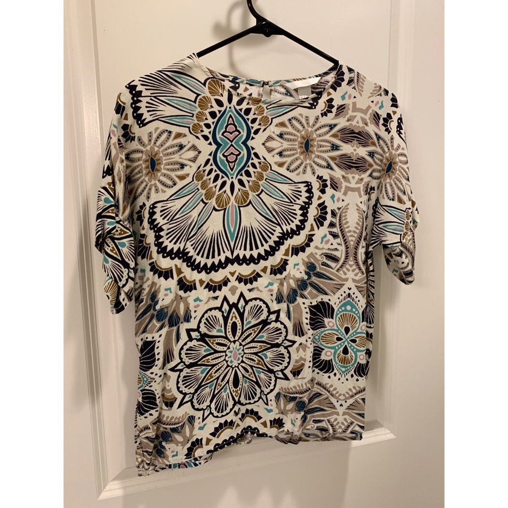 Floral/tribal H&M t-shirt